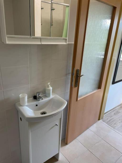 Apartman Katarina V Penzione Pod Smrekom Martin Exteriör bild